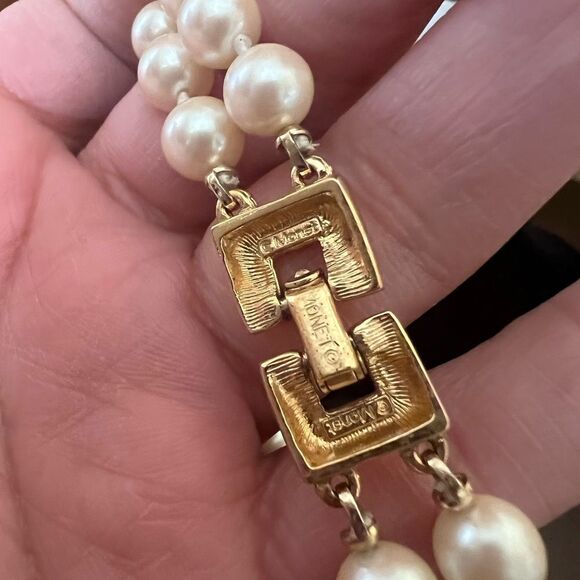MONET Elegant Double-strand Pearl Necklace Necklace Short Chain. - Picture 3 of 3